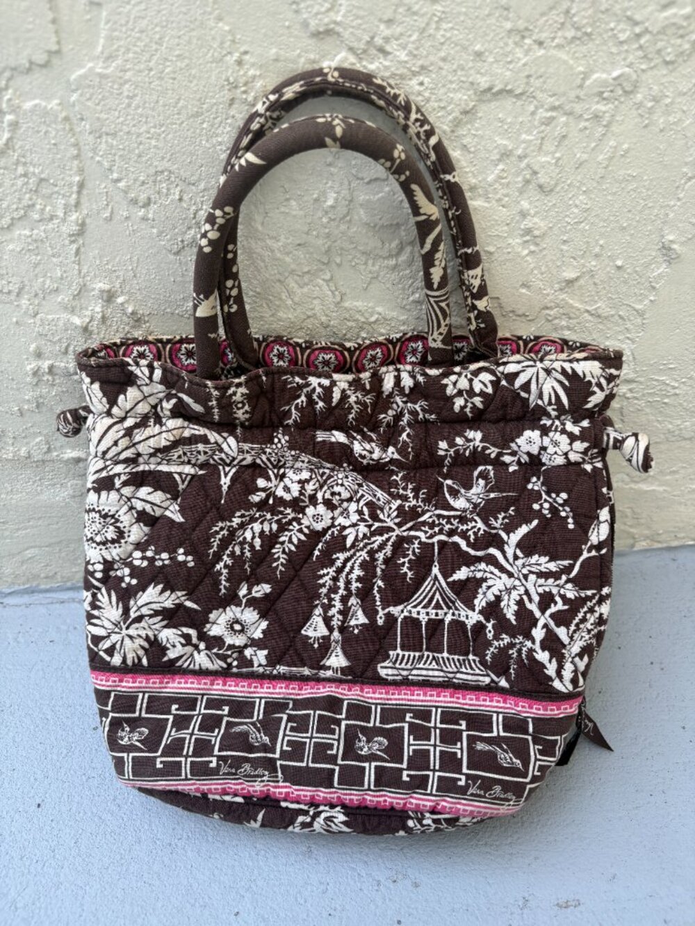 Vera Bradley Imperial Toile Quilted Drawstring Bucket Bag Tote Pagoda Bird Brown